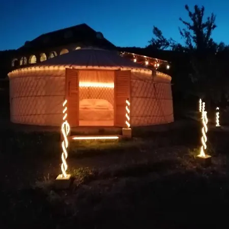 Οργανωμένο κάμπινγκ Jurta Balatongyörök