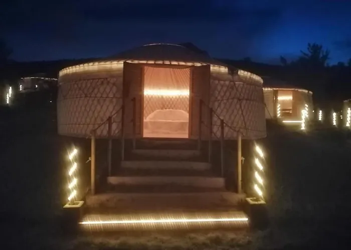 Jurta Balatongyörök