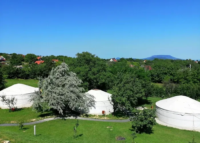 Jurta Balatongyörök