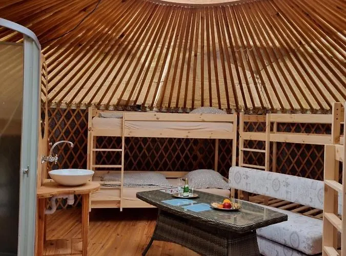 Jurta Balatongyörök