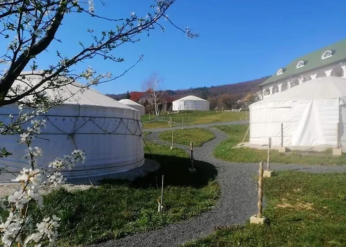 Jurta Balatongyörök