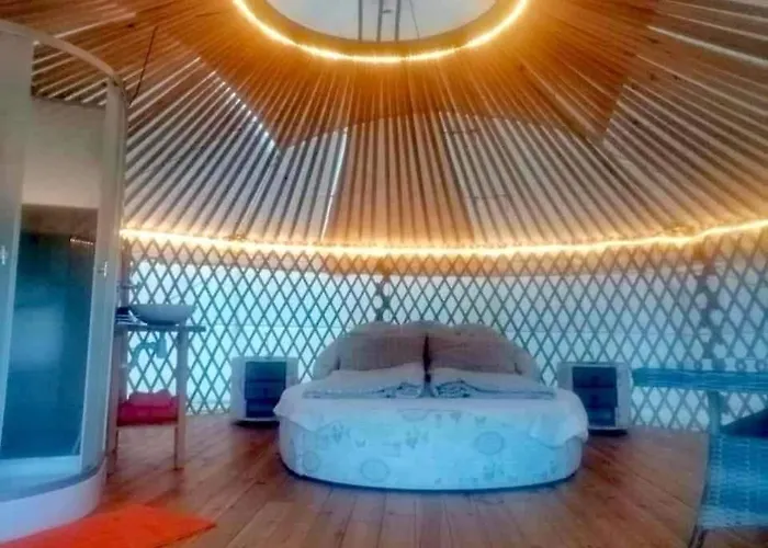 Luxe tent Jurta